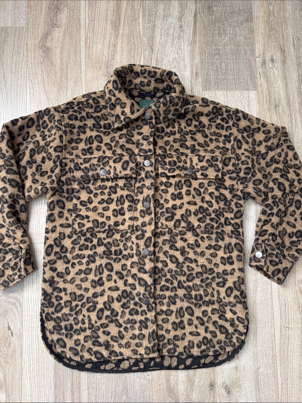 Wild Fable Womens Shacket Jacket Snap Button Up Pockets Animal Print Size XS